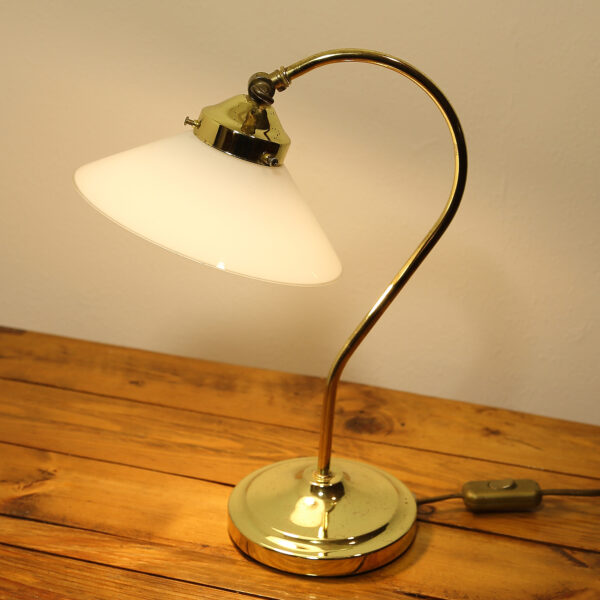 Klassisk bordlampe i messing og opalglas - Image 3