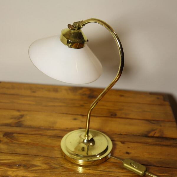 Klassisk bordlampe i messing og opalglas - Image 5