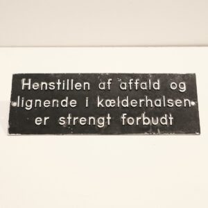 Ejendomsskilte fra 1960erne i aluminium