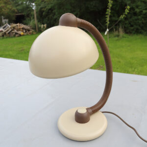 Tysk vintage prisvindende bordlampe-skrivebordslampe