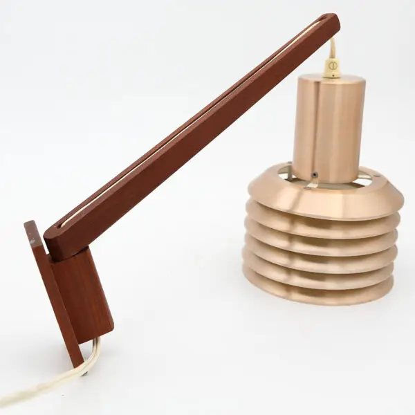 Dansk midcentury messing væglampe med teak arm - Image 3