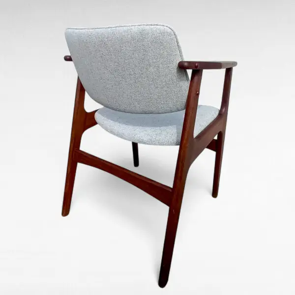 Arne Vodder – Armstol model Lene i mørkbejdset teak – Nypolstret - Image 4