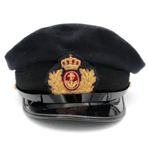 Original kasket fra det danske Søværns Officersgruppe