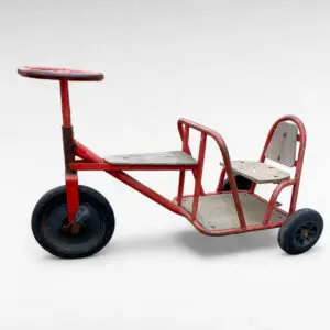 Retro børnehave trehjulet taxa legepladscykel