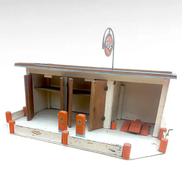 Unik, hjemmelavet Gulf tankstation fra 1960'erne – tidligere museumsgenstand - Billede 5