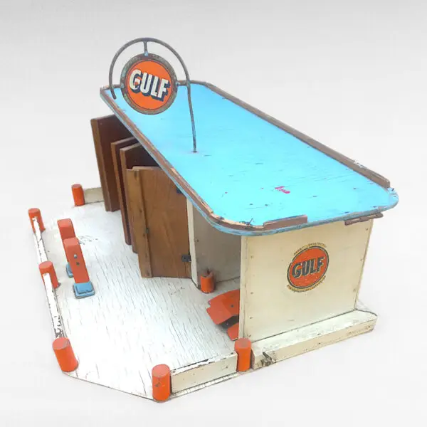 Unik, hjemmelavet Gulf tankstation fra 1960'erne – tidligere museumsgenstand - Billede 10