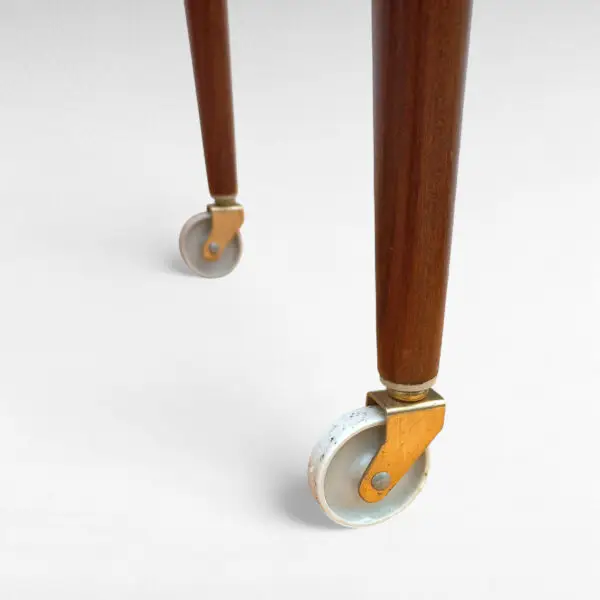 Elegant Teak Sybord/Sidebord fra 1960'erne – Dansk Design af Niels Simonsen - Billede 13