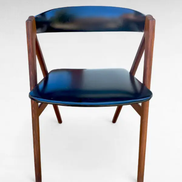 Tidløs elegance: Klassisk dansk design stol fra 1960'erne - Billede 2