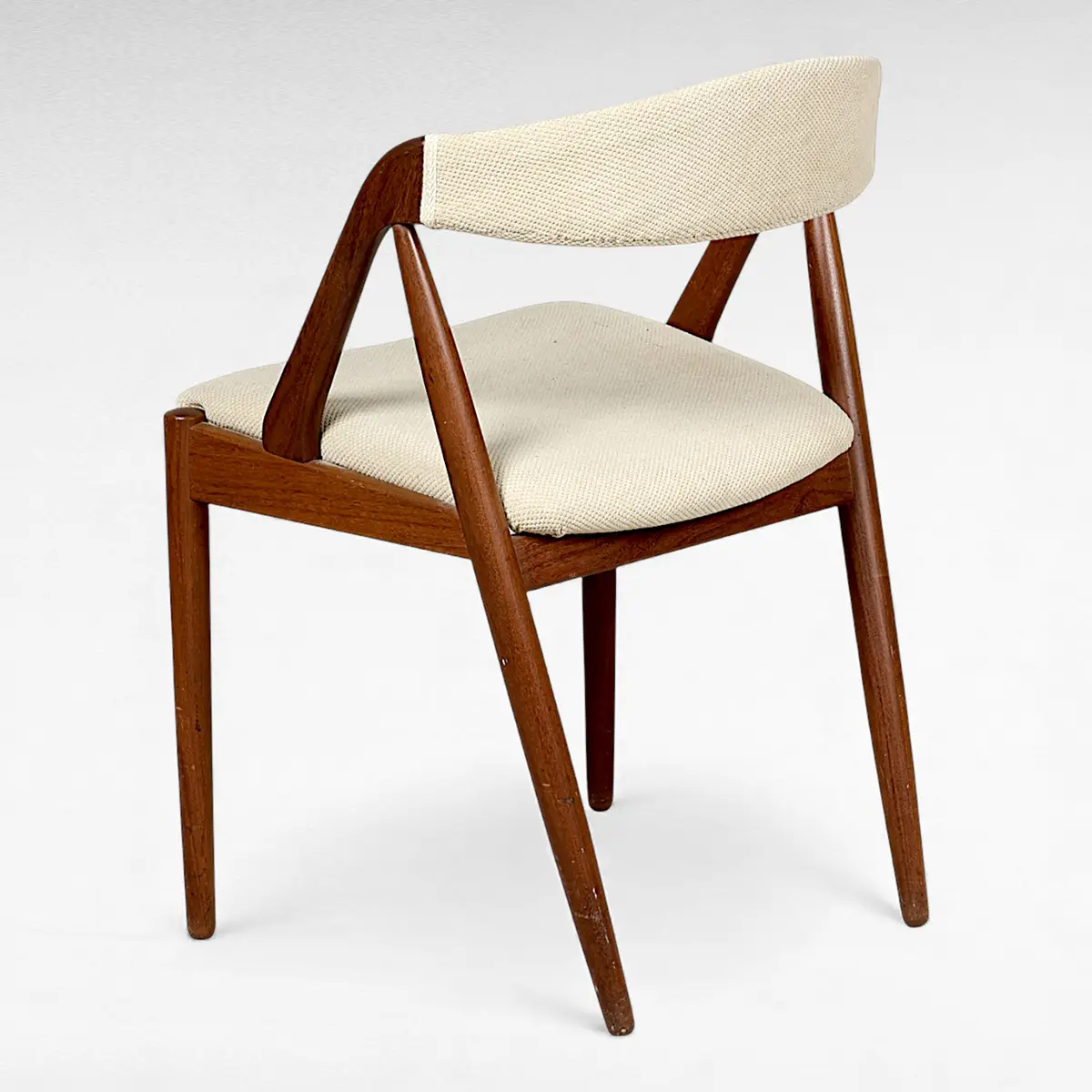 Kai Kristiansen spisebordsstol – Model 31 i massivt teak, 1956 - Billede 2