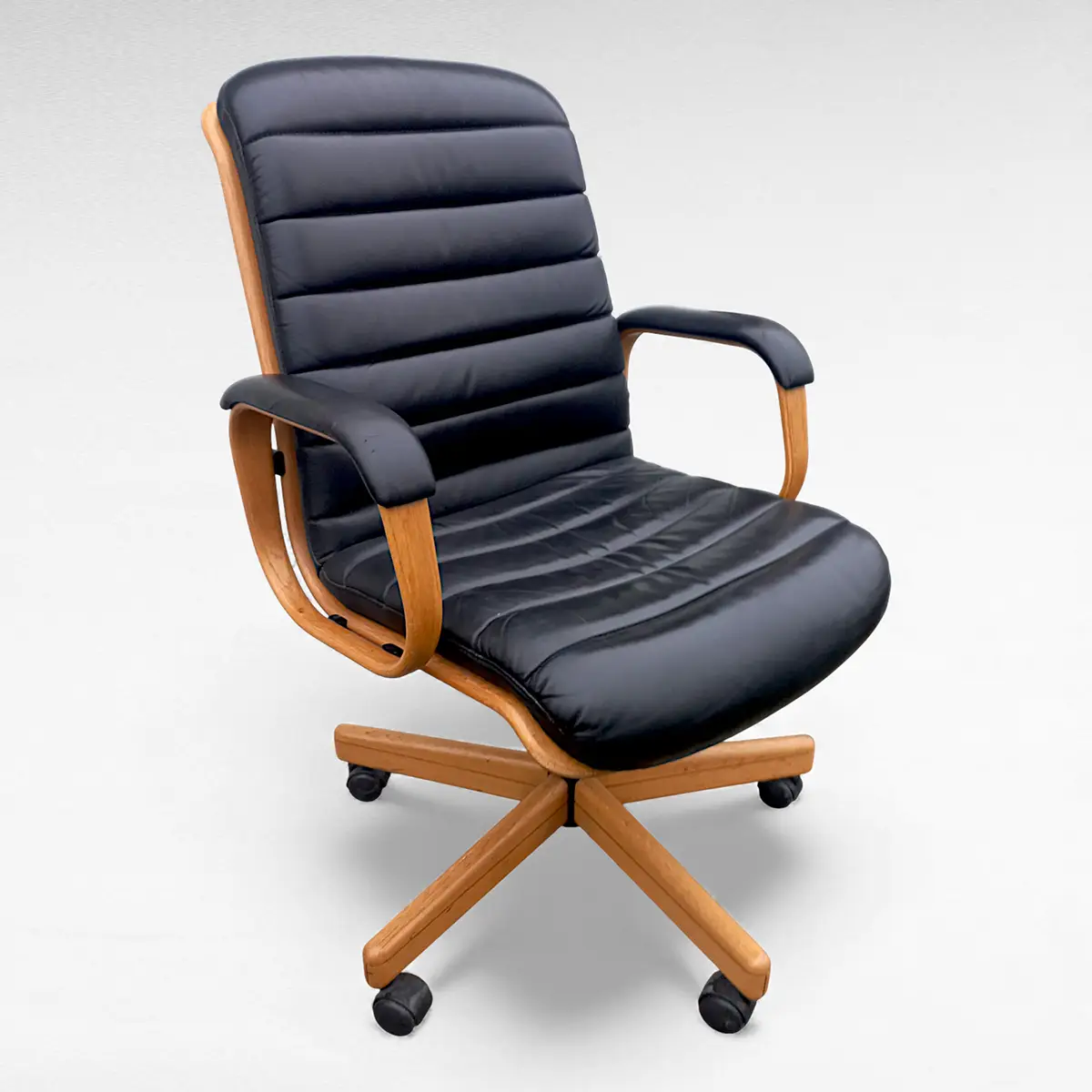 Stoll Giroflex kontorstol i egetræ og sort læder – Schweizisk designklassiker - Billede 6