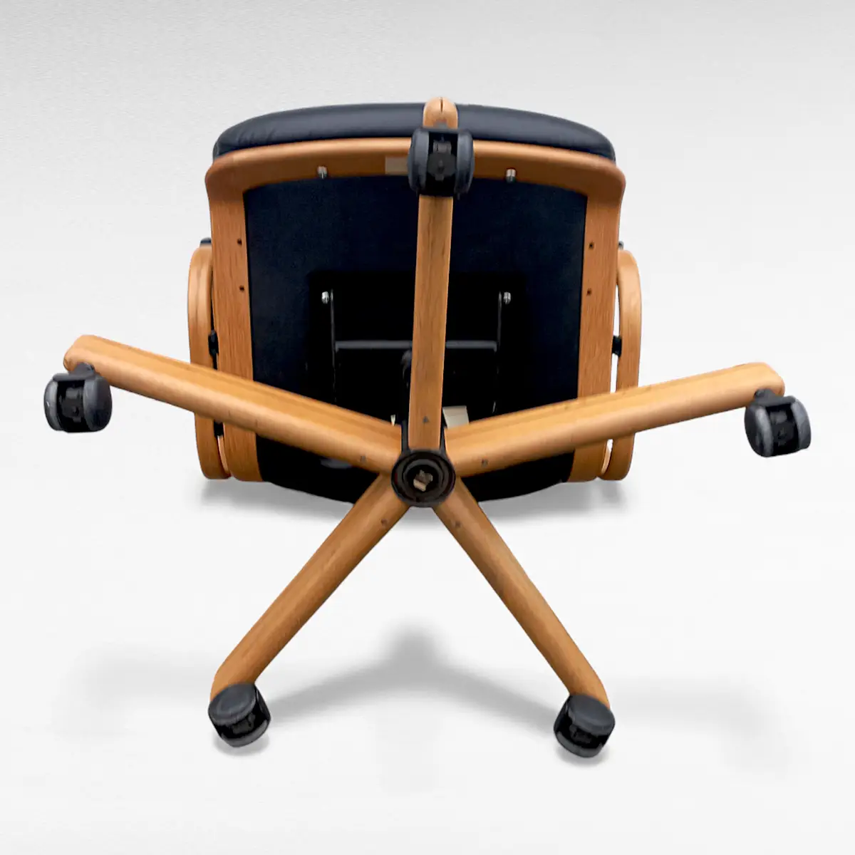 Stoll Giroflex kontorstol i egetræ og sort læder – Schweizisk designklassiker - Billede 7