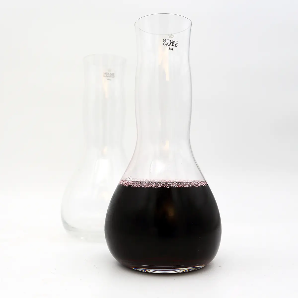 Holmegaard “Future” karaffel i klart glas designet af Peter Svarrer, Danmark 2009.