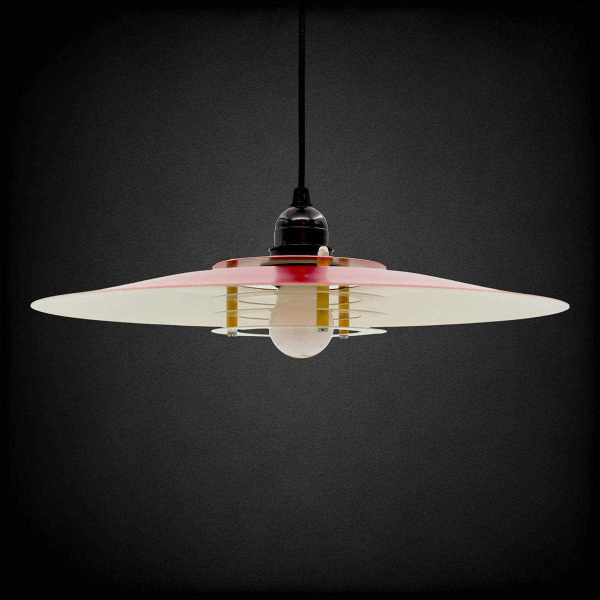 1970’er Hybrid Loftpendel – Skandinavisk Genbrug i Rød Metal Ø36 cm - Billede 4