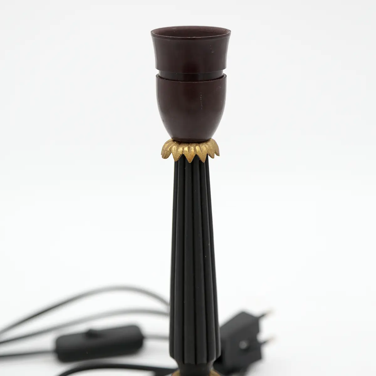 Sort & forgyldt bordlampe med trekløverfod – ca. 1940–60 - Billede 6