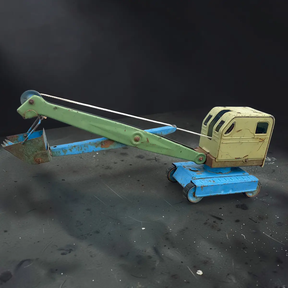 Sovjetisk bliklegetøj kran – AZLK Moskvich – original patina - Billede 13